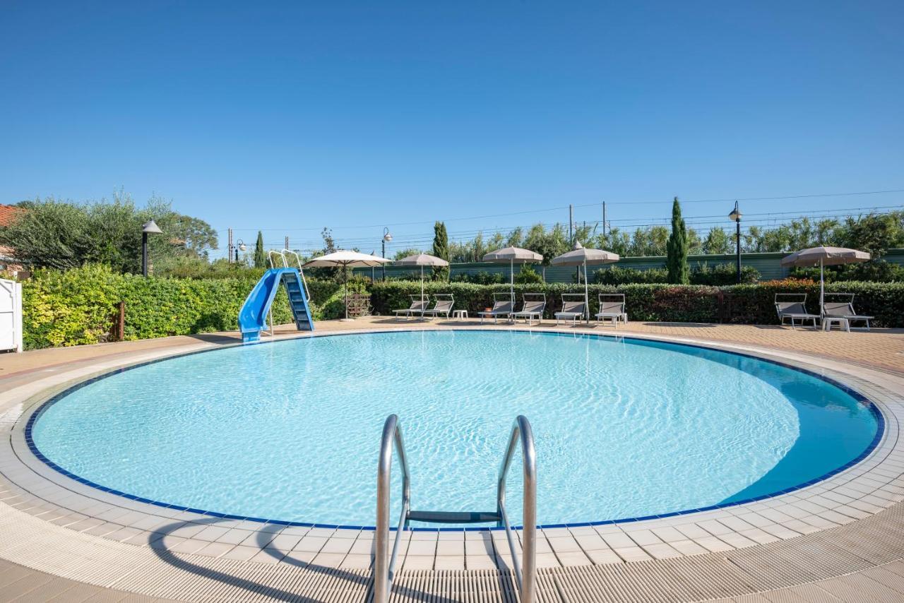 Villaggio Il Girasole Follonica Εξωτερικό φωτογραφία